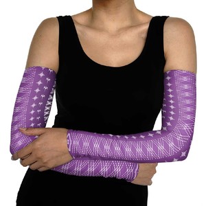 Protector de Brazos Unisex de Manga Larga con Patrón Geométrico Morado, UPF50+, Tela de Seda de Hielo con Impresión por Sublimación, Protección Solar para Todas las Estaciones - Product Image 2