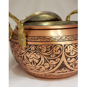 Marmite de cuisson en cuivre pur sculptée à la main avec poignée en laiton finition dorée et motif gravé, idéale pour restaurants et usage domestique - Product Image 6