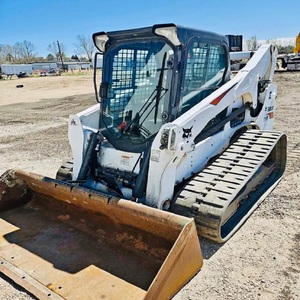 Chargeuse compacte sur pneus Bobcat T740 puissante avec moteur diesel, pièces essentielles : roulement, pompe, boîte de vitesses pour une performance intensive - Product Image 6