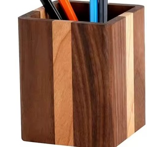 Porte-stylos carré en bois, organisateur de bureau minimaliste, rangement de bureau pour crayons et stylos, utilisation dans le salon - Product Image 1