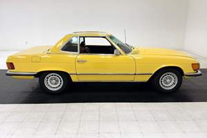 รถเบนซ์เมอร์เซเดส-เบนซ์ 450SL ปี 1973 สภาพใช้งานมาแล้ว เครื่องยนต์ V8 4.5 ลิตร <span class=keywords><strong>สี</strong></span><span class=keywords><strong>น้ำตาล</strong></span> ภายในสีน้ำตาล พร้อมหลังคาแข็งสีเดียวกับตัวรถ - Product Image 3