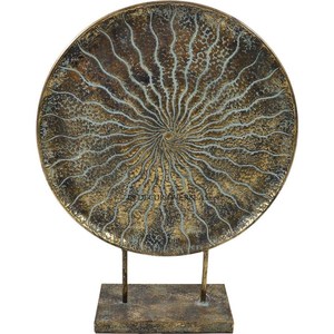 Sculpture de luxe en laiton de style bohème, faite à la main, très demandée, pour décoration d'art circulaire en métal, à poser sur table ou dans un salon - Product Image 6
