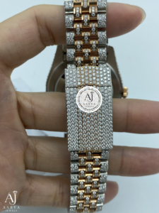 AARVA JEWELS นาฬิกาข้อมือผู้หญิงสุดหรู ระบบ Miyota ตัวเรือนสแตนเลสประดับเพชร ขนาด 36 มม. ระบบอนาล็อกควอตซ์ สายขนาด 20 มม. ดีไซน์แฟชั่น - Product Image 5