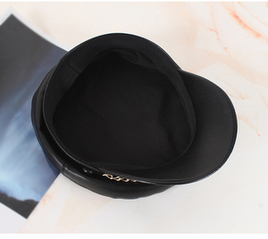 Washed Denim <b>Vintage</b> Fiddler <b>Cap</b> Streetwear Flat Top Sailor <b>Cap</b> Velvet Texture Luxury Fiddler <b>Cap</b> Chic Women Fashion Visor Hat - Product Image 3