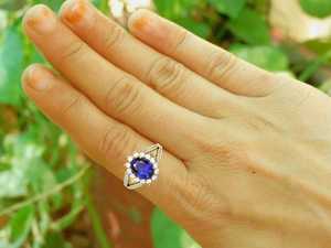 แหวนหมั้นเงินแท้ 925 ชุบทอง 14K ประดับแทนซาไนต์รูปไข่ เครื่องประดับหรูหรา สง่างาม ของขวัญสำหรับผู้หญิง - Product Image 4