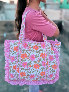Sac fourre-tout matelassé en coton grande taille pour femme, collection Printemps-Été, avec fermeture éclair, imprimé à motifs et volants, idéal pour les voyages, couleur unie - Product Image 6