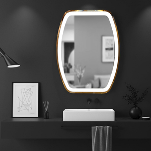 Améliorez votre intérieur avec ce miroir minimaliste haut de gamme en acier inoxydable PVD, conçu pour allier des lignes épurées à une sophistication contemporaine. - Product Image 2
