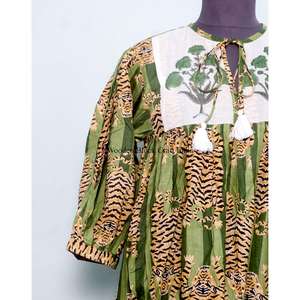 Robe longue imprimé tigre avec accent pompon pour femme, 100 % coton, style vintage évasé, pour événements formels, taille naturelle, écologique, vente en gros - Product Image 2