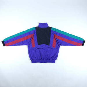 ชุดวินด์เบรกเกอร์สไตล์เรโทรยุค 90 สีสันตัดกัน สำหรับผู้ชายและผู้หญิง ชุดวอร์มแนวสตรีทแวร์วินเทจ แจ็คเก็ตไนลอนซิปแบบโอเวอร์ไซส์ กางเกงจ็อกเกอร์ ชุดเซ็ต 2 ชิ้น - Product Image 3