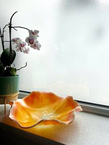 Grand bol en résine : Bol décoratif artisanal orange et jaune pour fruits - Product Image 3