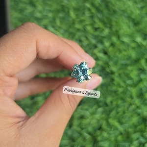 แหวนและจี้ทำมือประดับมอยส์ซาไนต์สีฟ้าซีแยนรูปดอกไม้ 6 กลีบ จำนวน 3 ชิ้น คุณภาพ VVS แบบสั่งทำพิเศษ - Product Image 1