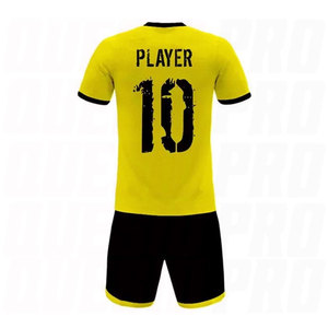 Ensemble d'uniformes de football personnalisés, maillot de football pour jeunes, kit de football entièrement personnalisable, respirant et performant pour les jeunes - Product Image 4