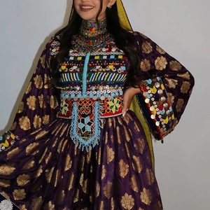 Vestido Afgano Kuchi Hecho a Mano al por Mayor, Tela de la Mejor Calidad, Diseño de Bordado con Parches, Largo Natural, Patrón Afgano Kuchi - Product Image 3