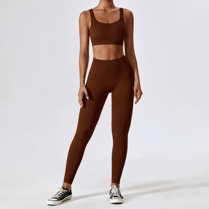 Conjunto de Yoga Naranja de 2 Piezas, Spandex/Nailon, Sin Mangas, Transpirable, Resistente a las Arrugas, Top Corto con Tirantes Ajustables, Cintura Media - Product Image 3
