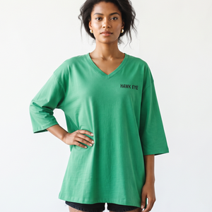 T-shirt ample en coton respirant pour femme, col en V, manches trois quarts, coupe décontractée, personnalisable avec broderie ou impression - Product Image 3