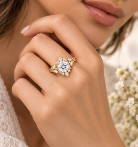 Bague de fiançailles florale en moissanite, argent sterling 925, coupe ronde, halo, motif feuille, bijoux de mariée, bague plaquée or personnalisée - Product Image 5