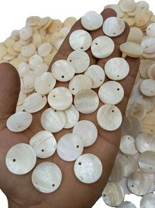 Perles rondes en nacre naturelle en gros pour la fabrication de bijoux - Fournisseur en vrac |   Fabricant direct d'usine, expédition rapide - Product Image 1