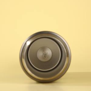 Gobelet isotherme portable en acier inoxydable de 750 ml pour café et thé, excellente isolation thermique pour le chaud et le froid - Product Image 2