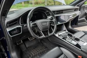 Auto Usado Confiable, Audi RS6 <span class=keywords><strong>Avant</strong></span> 2021, Motor V8 Twin-Turbo de 591 hp, Paquete Carbon Optic - Product Image 3