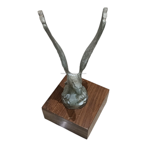 Estatua Moderna de Águila de Aluminio con Alas Extendidas, Tallada en Plata - Decoración Navideña y para el Hogar - Product Image 4