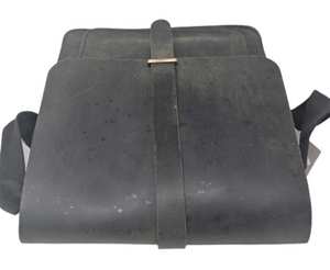 Bolso Mensajero de Cuero para Hombre, Hecho en India, Calidad de Exportación, con Puerto USB, Diseño Impermeable y Embalaje Portátil - Product Image 6