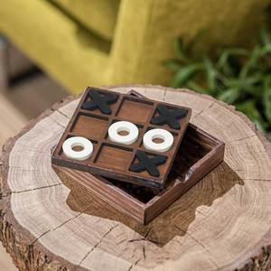 Tablero de Tic Tac Toe Hecho a Mano, Juego de Noughts and Crosses Artesanal para Tiendas Boutique y Mercados de Regalos - Product Image 1