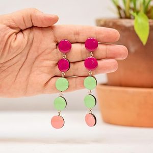 Wholesale Handmade Resin <b>Earrings</b> for Women, Elegant Artistic Resin Jewelry Accessories for Fashion Wear, Party Wear, Festivals - Product Image 2