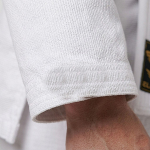 Nouvel Arrivage – Uniforme de Karaté Professionnel Léger et Respirant 100% Coton avec Coupe Automatisée pour Hommes Adultes - Product Image 4