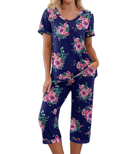 Ensemble pyjama imprimé floral pour femmes, manches courtes, col en v, vêtements de nuit en coton tricoté, décontracté, pantalon mi-mollet, doux et confortable, été - Product Image 1