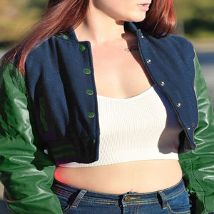 Chaqueta Corta Estilo Universitaria para Mujer, Negra y Verde, Estilo Bomber, Mangas de Cuero Sintético, Ropa Exterior Informal, Moda Femenina - Product Image 3