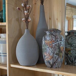 Urna Funeraria Metálica <span class=keywords><strong>de</strong></span> Camuflaje Clásico para Cazadores y Amantes <span class=keywords><strong>de</strong></span> la Naturaleza, Color Blanco, Capacidad <span class=keywords><strong>de</strong></span> 200 Pulgadas Cúbicas, Estilo Americano - Product Image 4