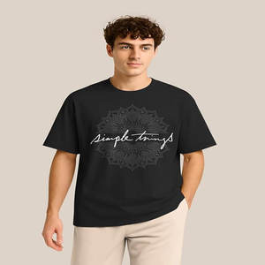 เสื้อยืดคอกลมสีพื้นคุณภาพสูง ผ้าฝ้าย 100% ทรงโอเวอร์ไซส์ สีขาว แบบไหล่ตก สำหรับผู้ชาย ใส่ได้ในช่วงฤดูร้อน - Product Image 4