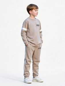 ONETEN APPAREL Conjunto Deportivo para Niños, Sudadera con Capucha Beige, Diseño Color Block, Ropa Deportiva de Invierno, Pantalones Deportivos de Spandex, Atuendo Casual para Niños - Product Image 6
