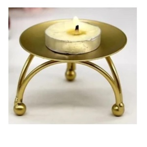 Support à bougies en métal à 5 bras, gravé à la main, design créatif, pour mariage, fête, hôtel, restaurant, décoration - Product Image 4