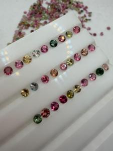 Tourmaline naturelle multicolore 3,5 mm, 85 carats, taille brillant, pierre extraite de la terre, effet de jeu de couleurs/feu pour la fabrication de bijoux sur mesure - Product Image 2