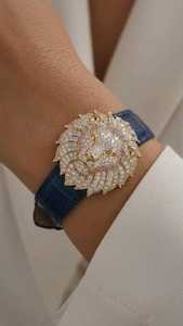 Bracelet tête de lion en diamant de laboratoire, bracelet lion en or 14 carats, bracelet animalier de luxe, bijou diamanté tendance, cadeau pour les amoureux des lions - Product Image 6