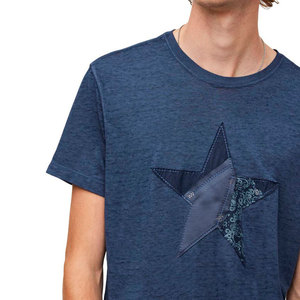 เสื้อยืดคอกลมแขนสั้นผ้าเจอร์ซีย์ระบายอากาศได้ดี ป้องกันรอยยับ ดีไซน์โลโก้แบบกำหนดเองใหม่ล่าสุด แฟชั่นสตรีทแวร์ผู้ชาย ผ้าฝ้าย 100% - Product Image 3