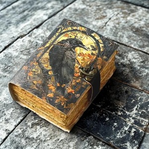 Diario de cuero grande estilo vintage Raven, libro de sombras hecho a mano. - Product Image 6