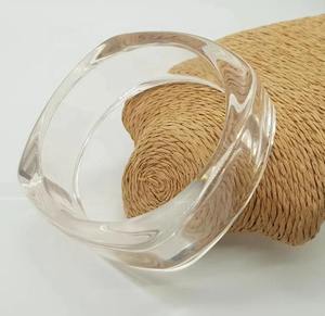 Bracelets en résine faits à la main, impression numérique, teinture unie, accessoires de mode haut de gamme pour femmes, vente en gros, export, marque TCE, modèle - Product Image 1