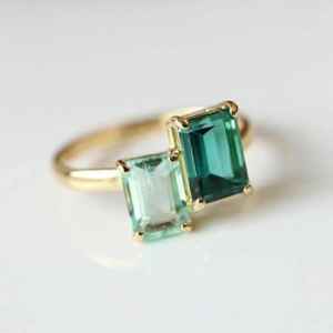 Bague de fiançailles émeraude et aquamarine, deux pierres, style antique, argent 925, plaqué or 14 carats, cadeau - Product Image 2