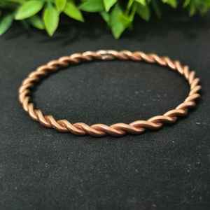 Brazaletes de Cobre Unisex con Diseño Martillado, Joyería Moderna para Regalo de Cumpleaños y Aniversario - Product Image 2