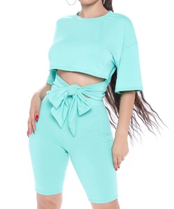 Ensemble de yoga pour femmes, polyester écologique, 2 pièces, en vente à prix réduit, vêtements de fitness confortables et extensibles pour l'entraînement et les exercices quotidiens - Product Image 5