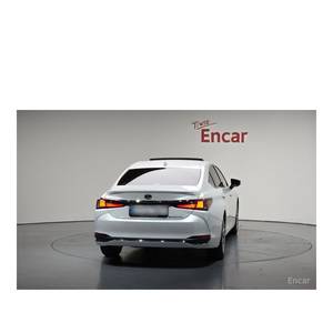 Lexus ES Luxury Plus 2024, conduite à gauche, sièges en cuir, caméra de recul, 31 746 km - Product Image 4