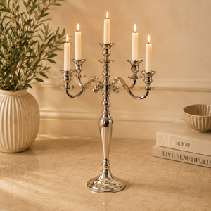 Candelabro Elegante de Latón con 5 Brazos, Portavelas Decorativo para el Hogar, Soporte de Metal Resistente para Velas - Product Image 1