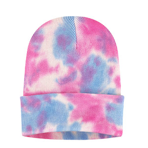Vente en gros de bonnets en tricot 100% acrylique unisexes, tie-dye, hiver, pour femmes et hommes, avec logo personnalisé - Product Image 1