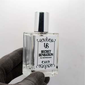 Etiquetas Personalizadas Resistentes con Relieve en Lámina Plateada para Botellas de Perfume y Cuidado de la Piel |   Vinilo Reflectante Brillante, Impermeable y Resistente a los Rayos UV - Product Image 1