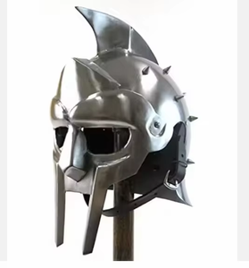 Casco Espartano de Metal Plateado Hecho a Mano CH, Diseño Grabado Antiguo Pulido, Decoración Náutica Retro Medieval, Coleccionable MILAP - Product Image 3