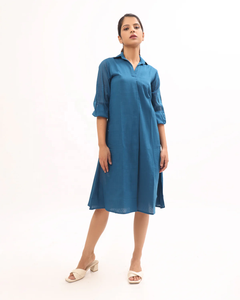 Max Femme Rayon Solid Front Slit Straight Regular Kurta - Product Image 1