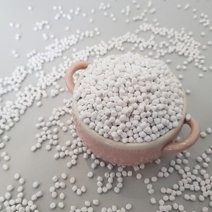 CACO3 TALC Granulés/Pellets de Masterbatch Blanc PP pour Remplissage, Matière Première Plastique de Qualité Alimentaire pour Moulage par Injection CPI Vietnam - Product Image 3