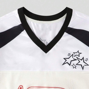 Maillot de football personnalisé en mesh par sublimation pour homme, col en V, motif color block, streetwear, respirant, style vintage - Product Image 5